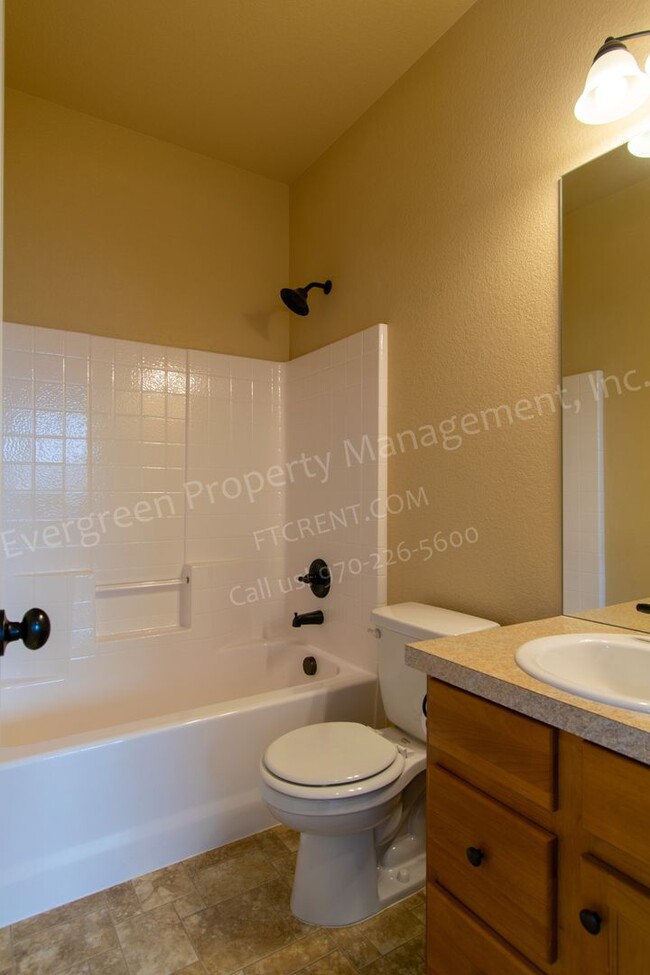 Building Photo - 4 bedroom, 3 bathroom in Wellington