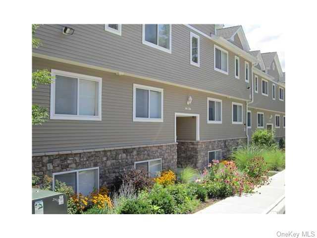 Primary Photo - 204 Tondo Cir