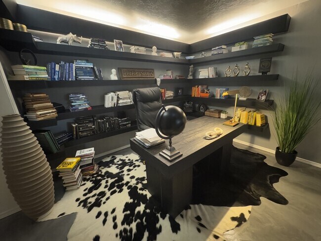 Building Photo - 6501 Westrock Dr