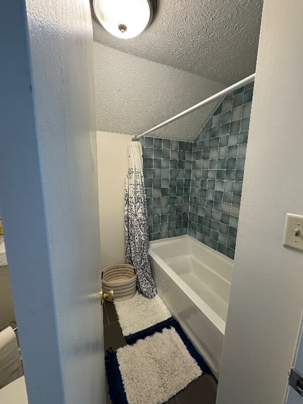 Building Photo - 128 Cedar Ln