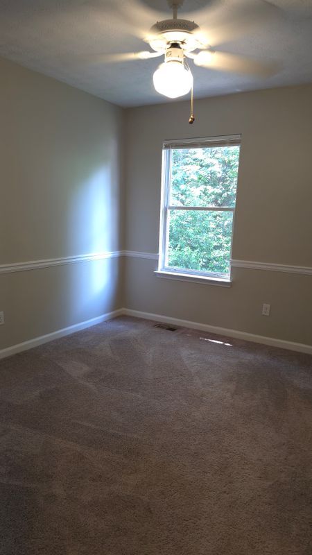 Building Photo - 10480 Summer Creek Dr