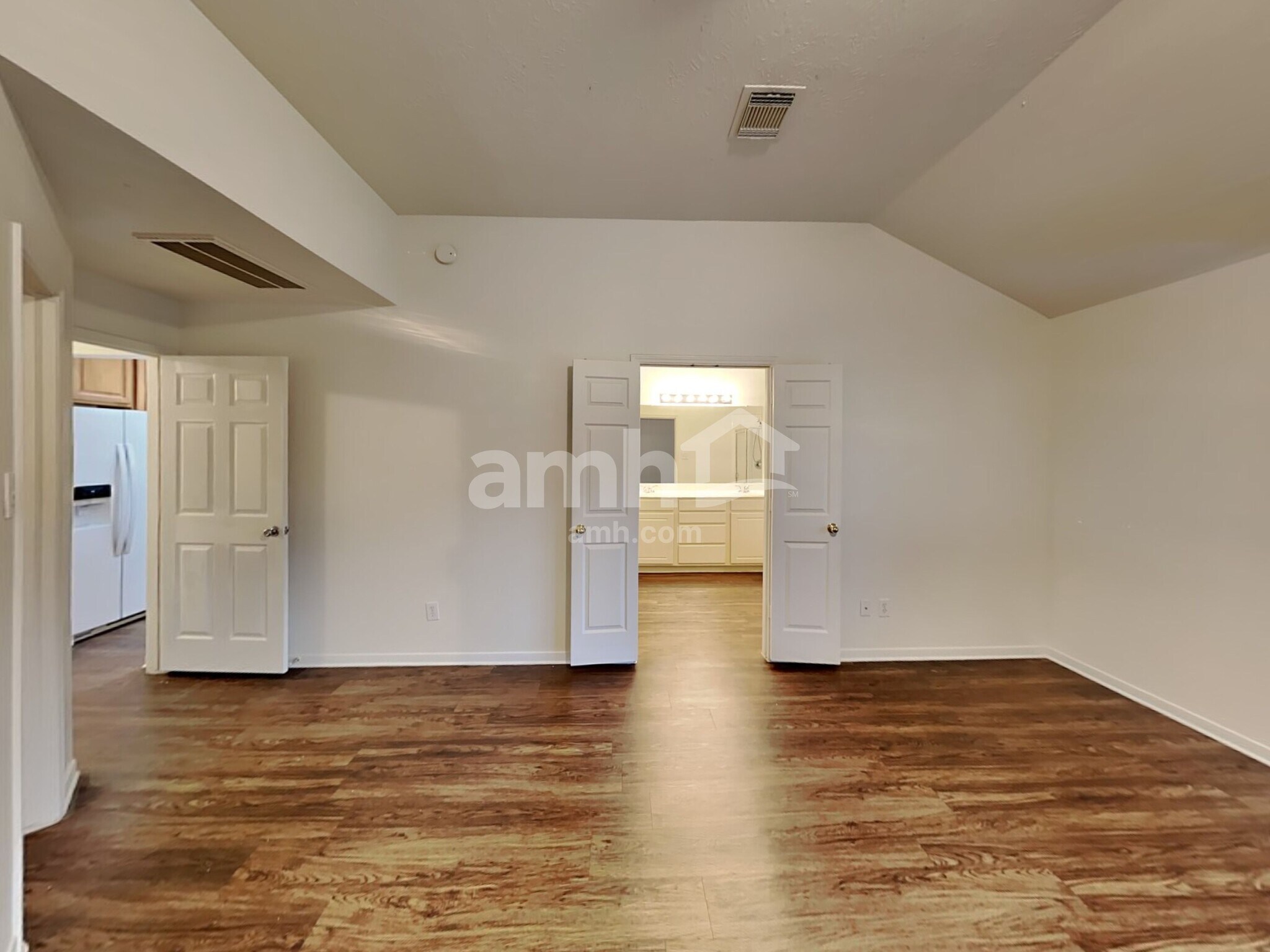 Building Photo - 802 Cherry Blossom Dr