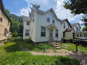 Building Photo - 625 N Barstow St