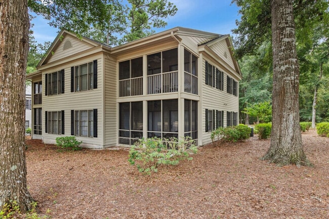 Building Photo - 462 Masters Dr