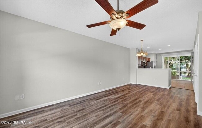 Building Photo - 8098 Summer Palm Ct