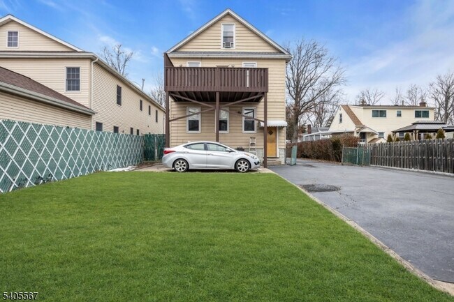 Building Photo - 128 E Colfax Ave