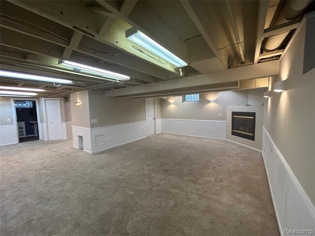 Building Photo - 1577 E Melton Rd