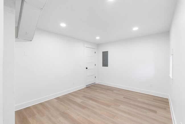 Building Photo - Freshly Remodeled Stunner Perched on the H...