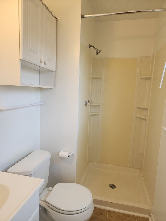 Building Photo - 5506 Dendron Dr