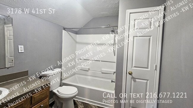 Building Photo - 3178 W 41st St
