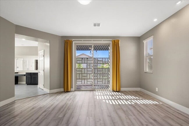 Building Photo - Entertainer's Dream 4Bd Home with Designer Finishes & Outdoor Kitchen
