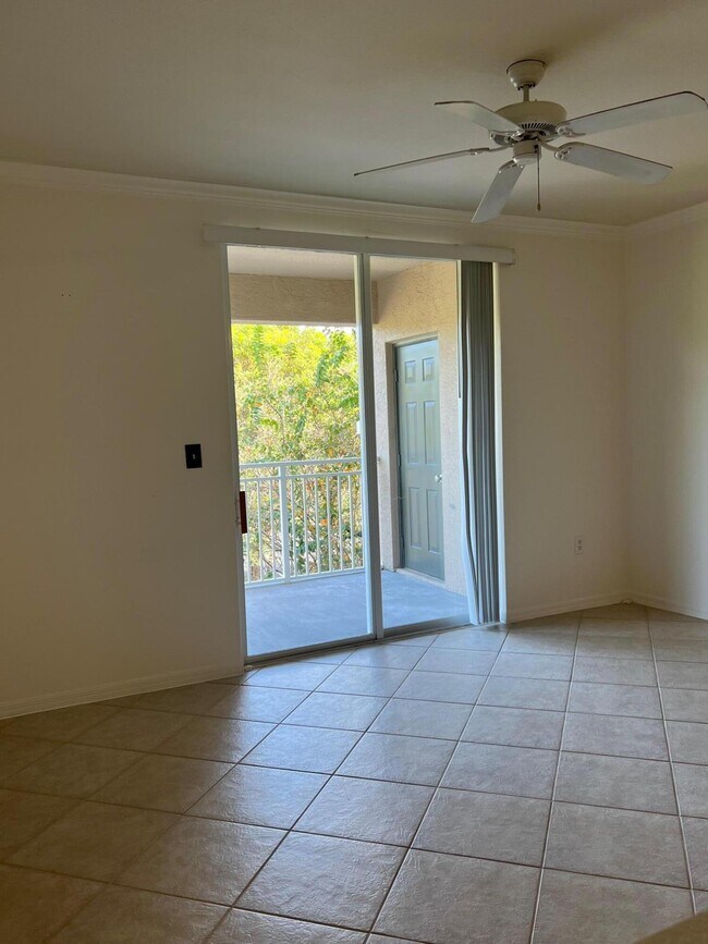Building Photo - 6434 Emerald Dunes Dr