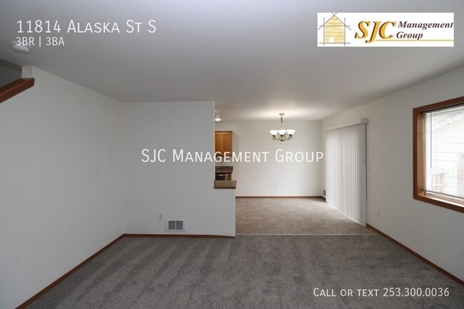 Building Photo - 11814 Alaska St S