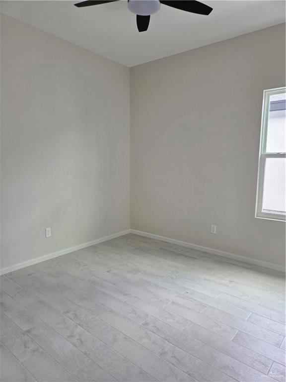 Building Photo - 13 E Royal Palm Dr