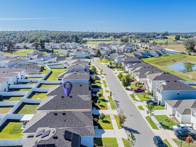 Building Photo - 13748 Wineberry Dr