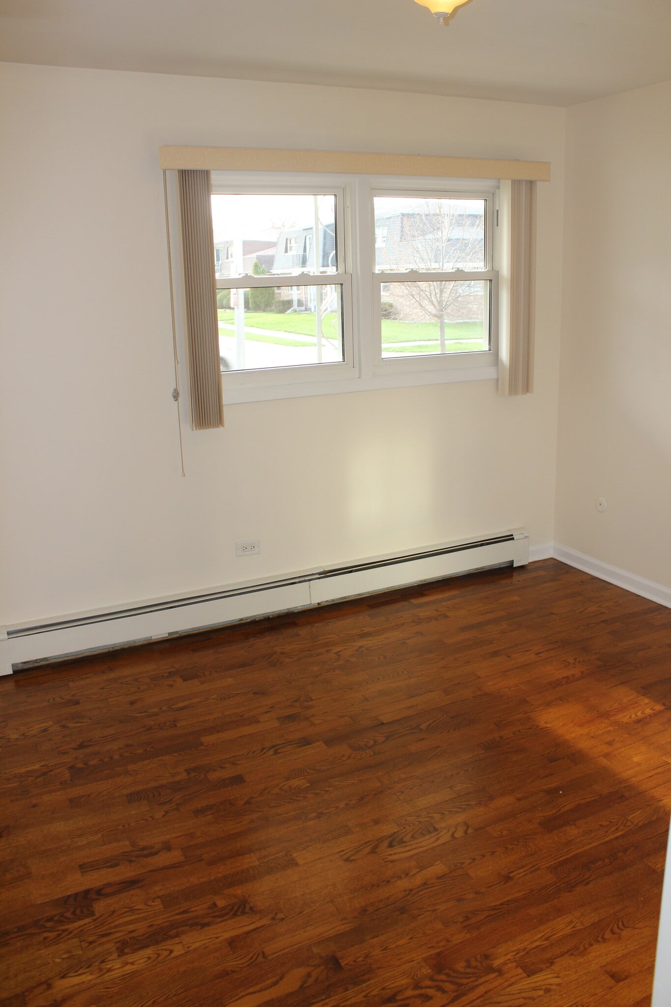 Building Photo - 14437 S Ravinia Ave