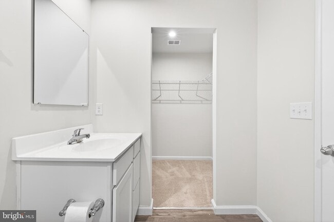 Building Photo - 6364 Pebblebrook Dr