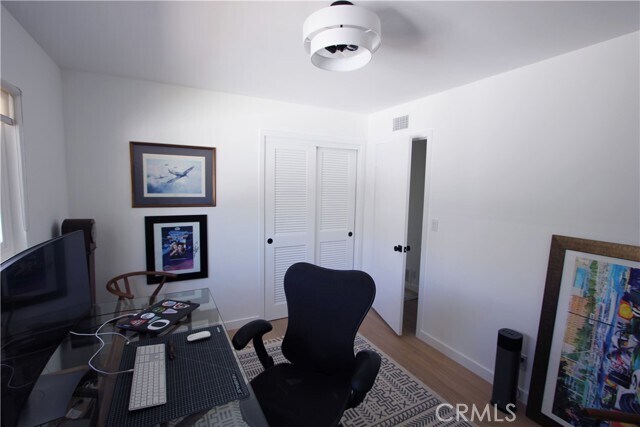 Building Photo - 1914 Pelican Ave