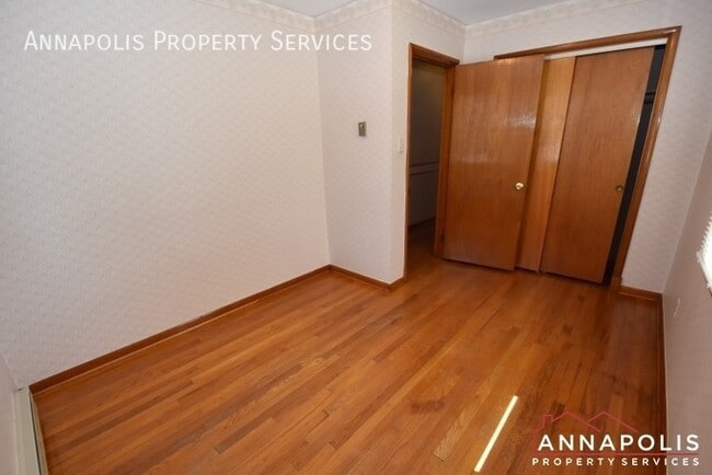 Building Photo - 3043 Riva Rd