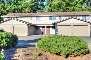 Building Photo - Deerfield West Apartments