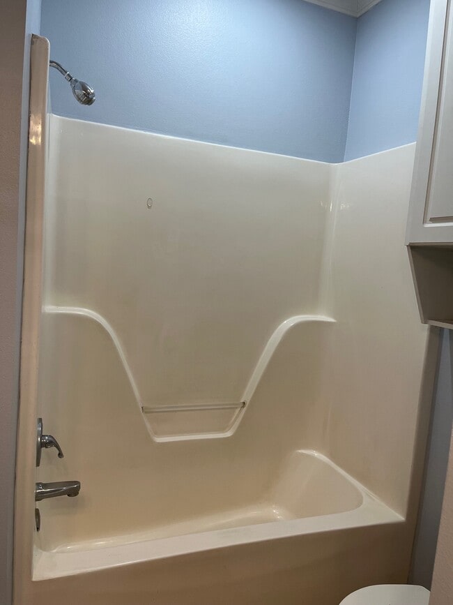 Building Photo - 14 Blueberry Ln