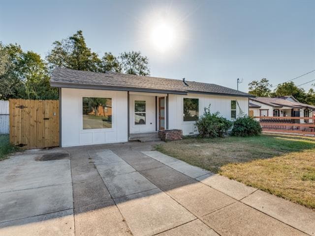 Primary Photo - 4516 Idaho Ave