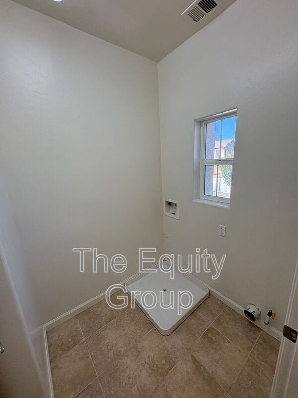 Building Photo - 1422 N PELAGO Ct