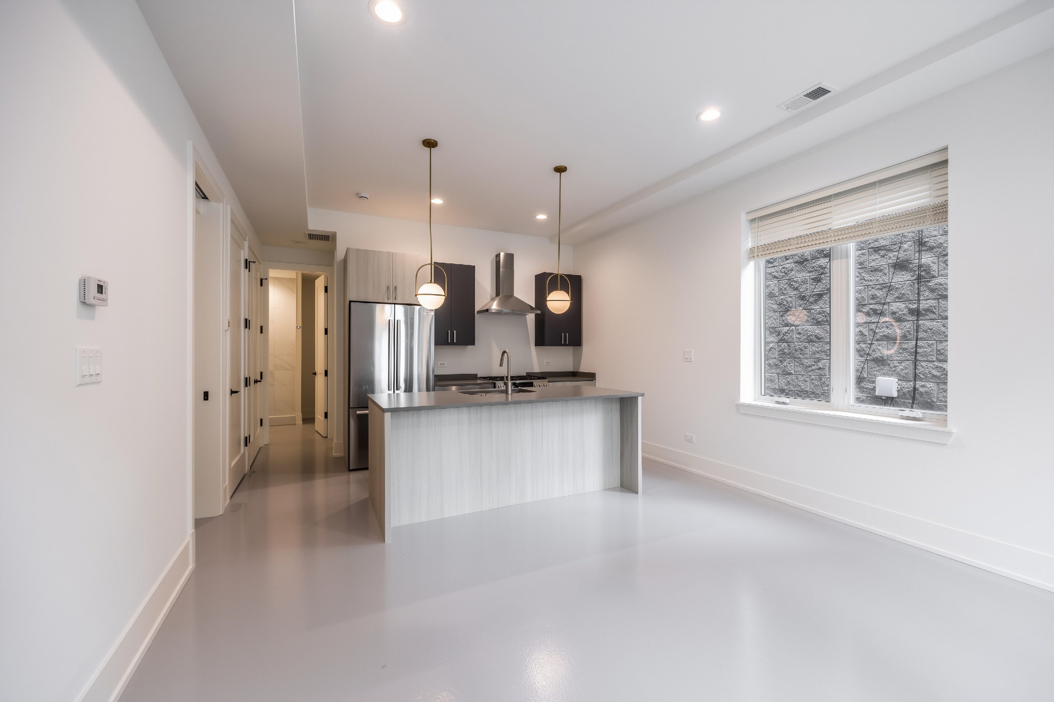 Building Photo - 1814 W Thomas St