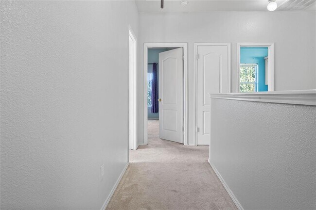 Building Photo - 2306 Hayfield Square