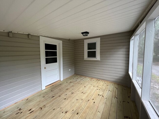Building Photo - 3/1 Home for Rent!