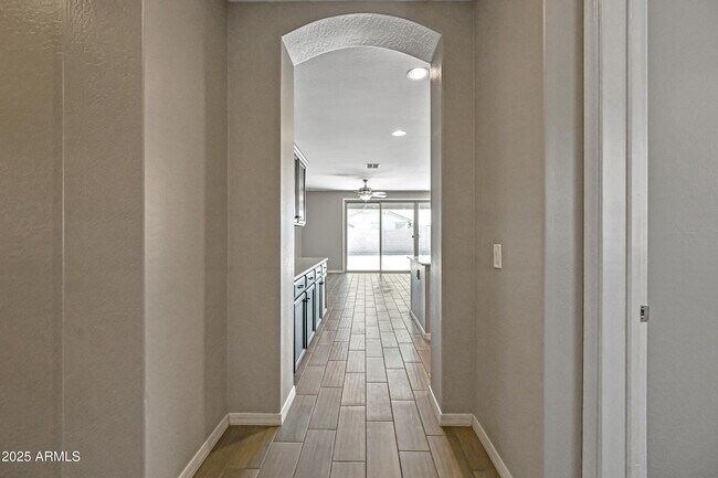 Building Photo - 20763 E Mockingbird Dr