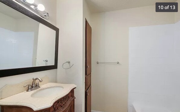 Building Photo - 338 Scotty Dr