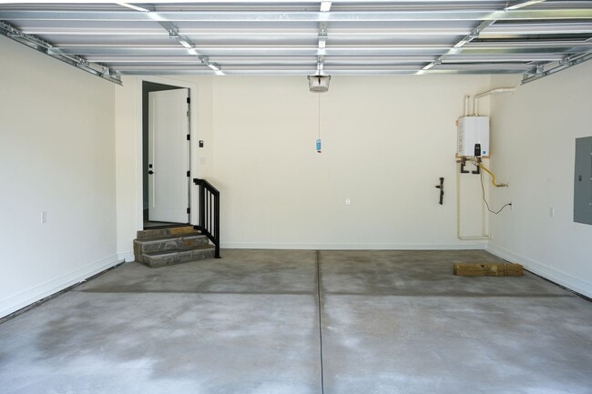 Building Photo - 118 Chestnut St