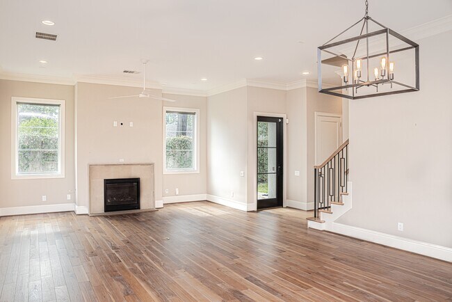 Building Photo - 1530 Cunningham Parc Ln