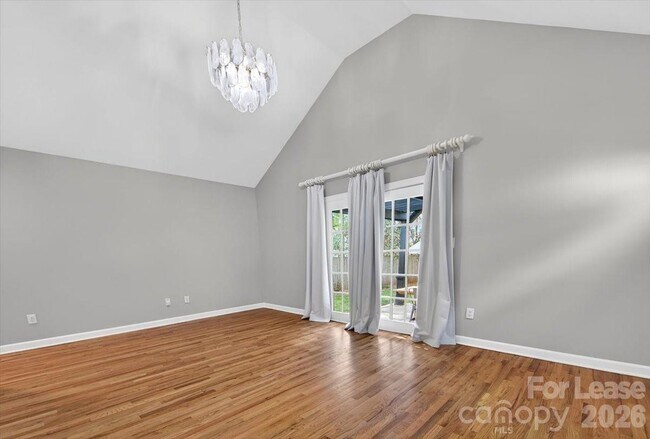 Building Photo - 3920 Haven Dr