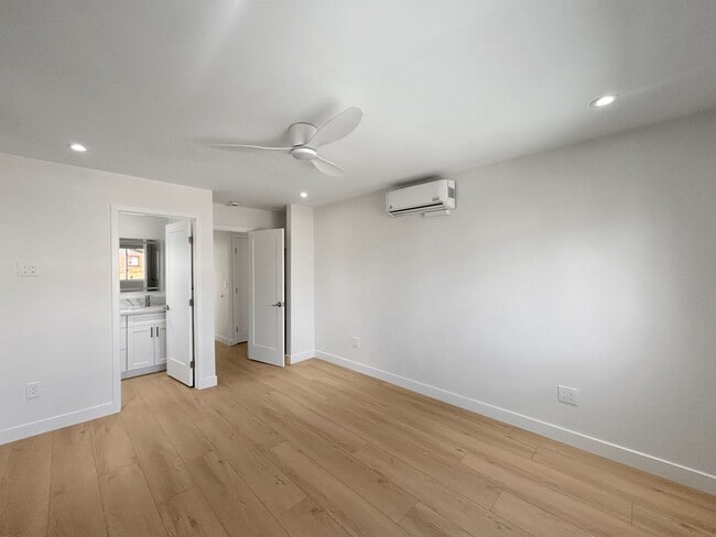 Building Photo - Beautiful 2BD/2BA Fully Remodeled w/ Reser...