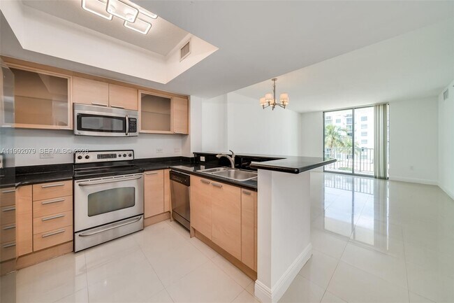 Building Photo - 140 S Dixie Hwy