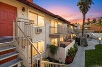 Building Photo - 1025 Estes St