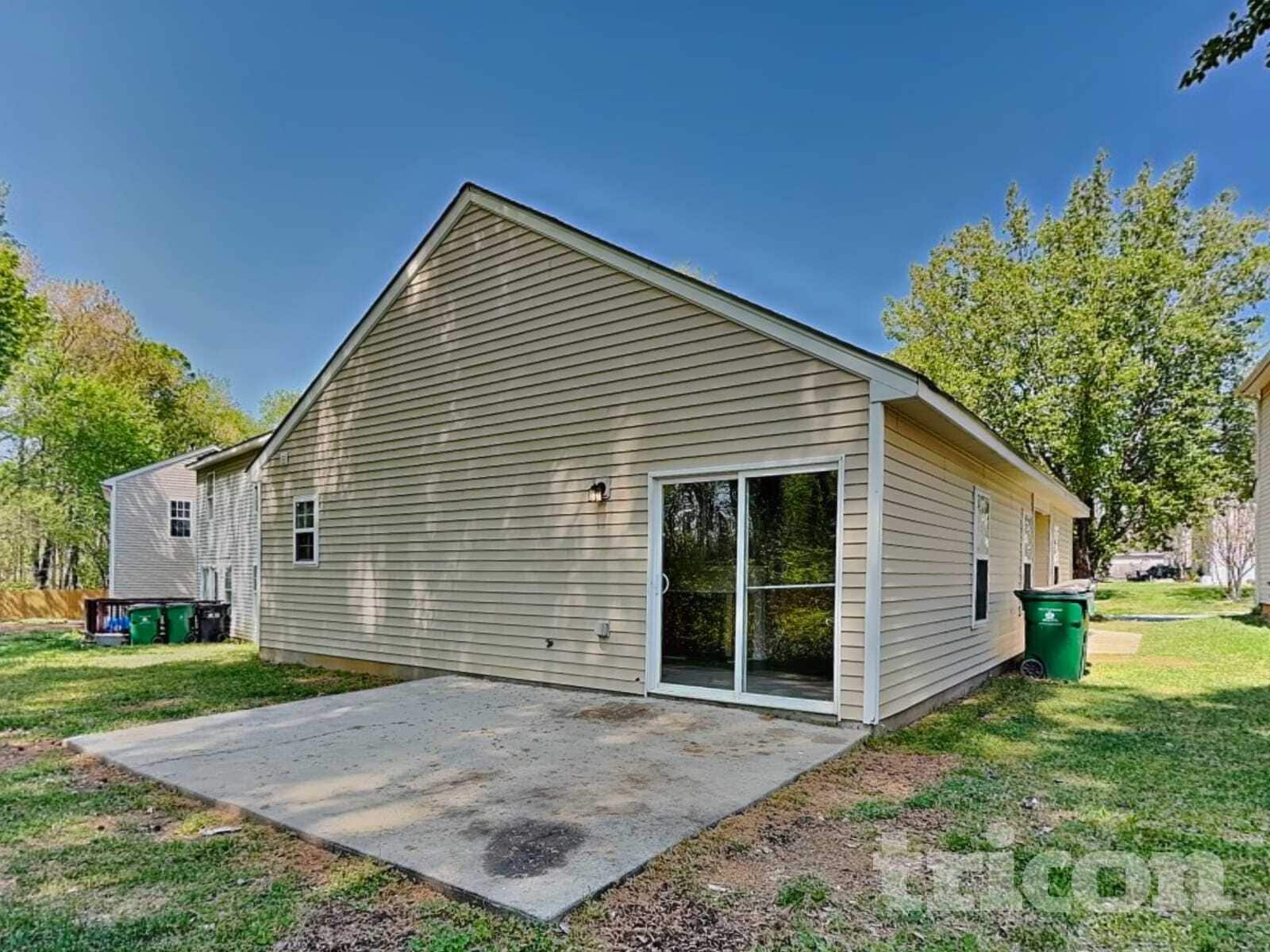 Building Photo - 8422 Wallace Glen Dr