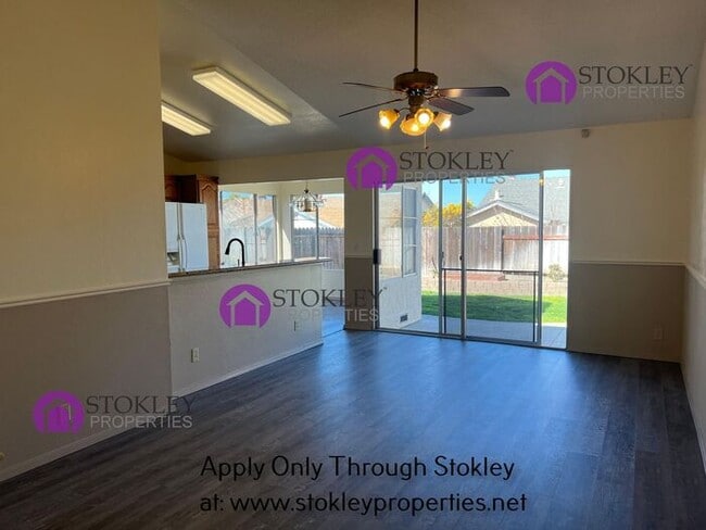 Building Photo - 1784 W Cypress Rd