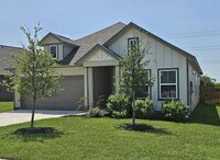 Building Photo - 19316 Hartwell Dr