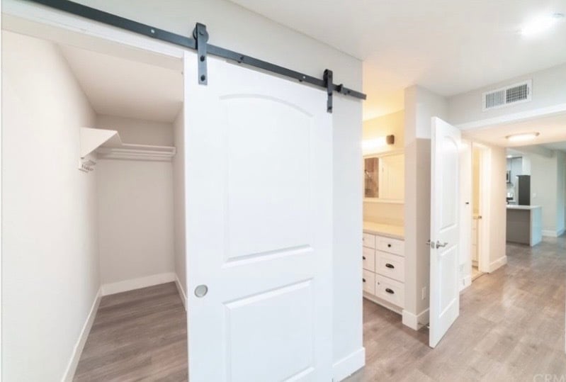 Building Photo - 1001 W MacArthur Blvd