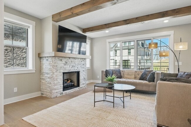 Building Photo - Luxurious, Fully Furnished Townhome       ...