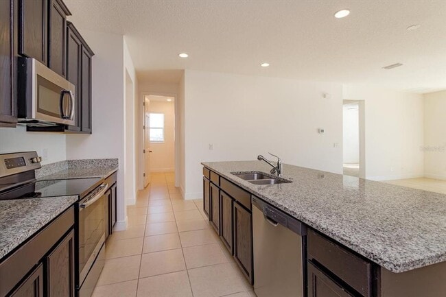 Building Photo - 4956 Blanche Ct