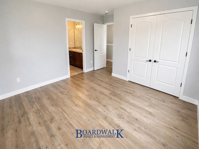 Building Photo - 5397 Borglum Ln
