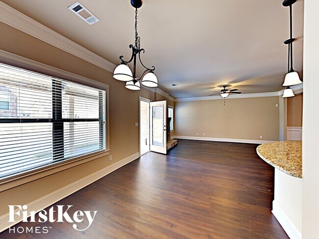 Building Photo - 810 Golden Isles Dr