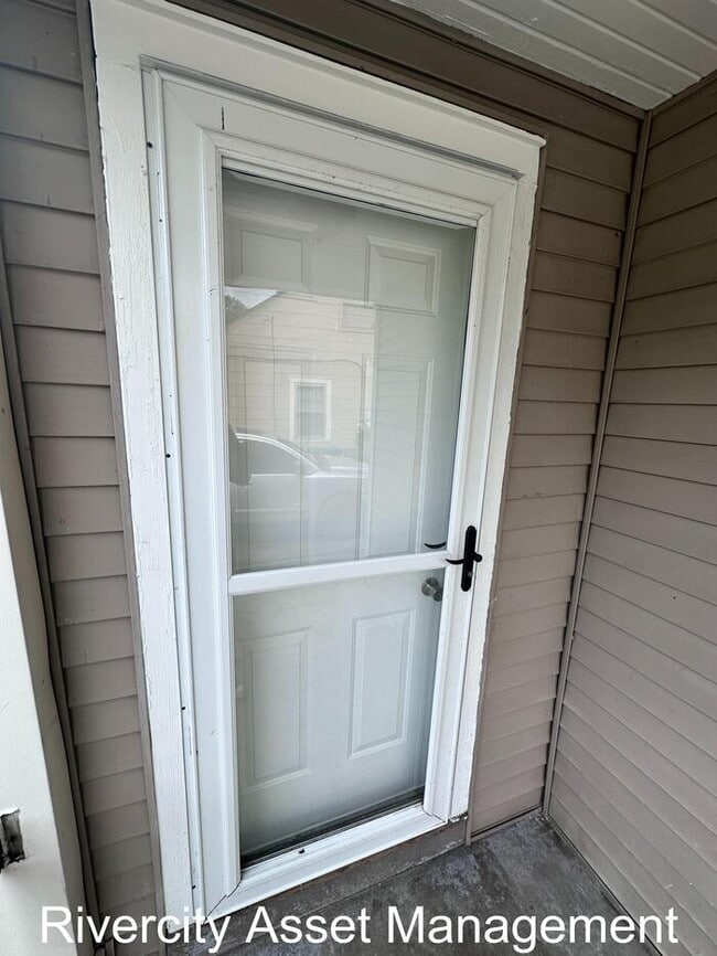 Building Photo - TWO-STORY BEAUTY IN BERCLAIR!!!! SECTION 8...