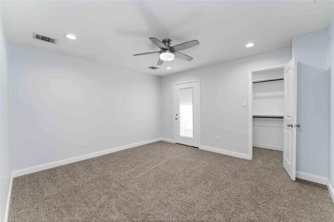 Building Photo - 9032 Jutland Rd