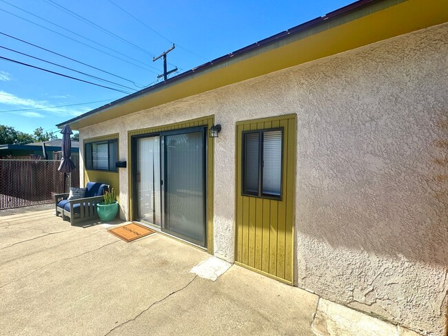 Building Photo - COMING SOON...  Charming Back House in the Heart of Claremont Village! (DO NOT DISTURB OCCUPANT)