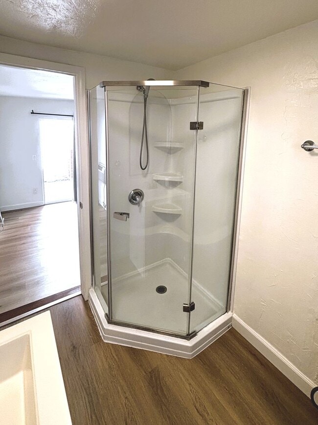 Building Photo - 8060 Kyle St